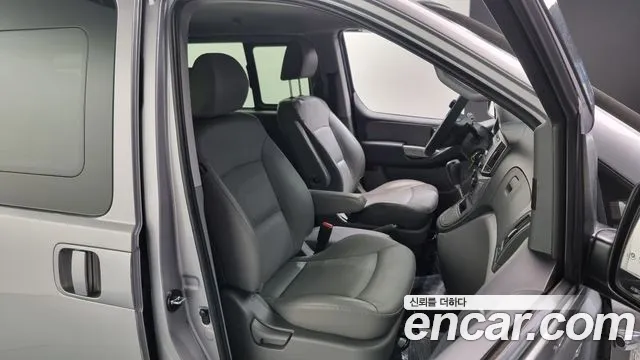 Hyundai The New Grand Starex 2021 Серебряный из Кореи, фото 3