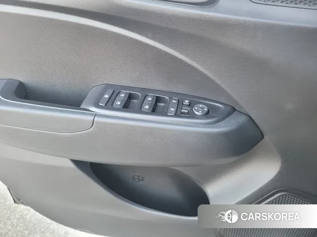 Hyundai Venue 2019 Черный из Кореи, фото 3