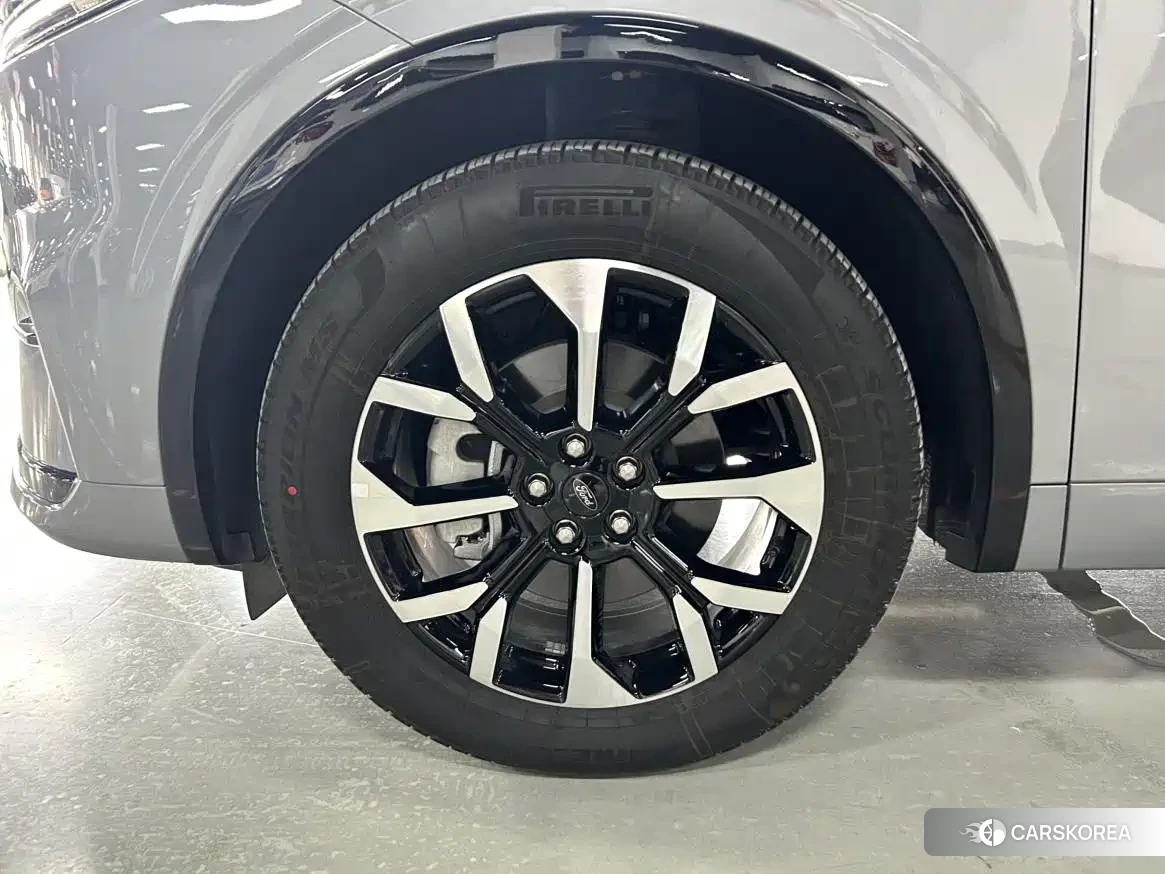 Ford Edge 2024 Silver/gray из Китая, фото 3