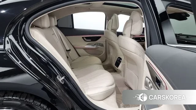 Mercedes-Benz E-Class W214 2025 Черный из Кореи, фото 3