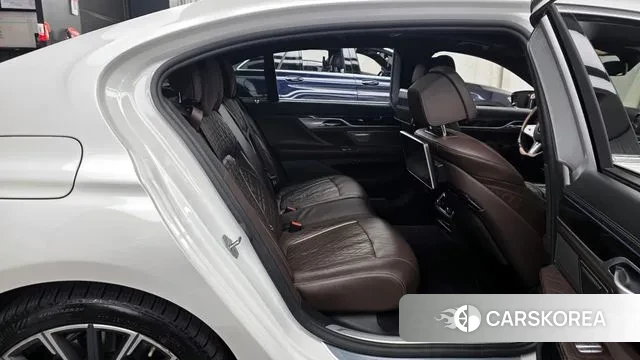 BMW 7 Series (G11) 2020 Белый из Кореи, фото 3