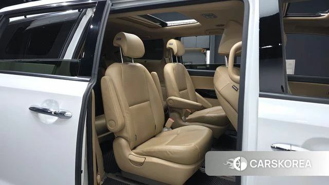 Kia The New Carnival 2018 Белый из Кореи, фото 3