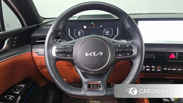 Kia The New K5 3rd generation 2023 Белый из Кореи, фото 3