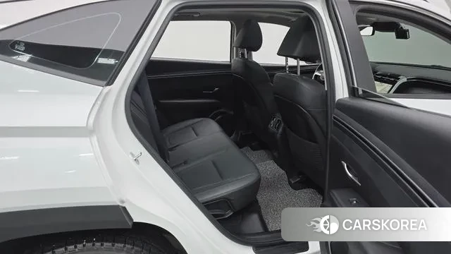 Hyundai Tucson (NX4) 2022 Белый из Кореи, фото 3