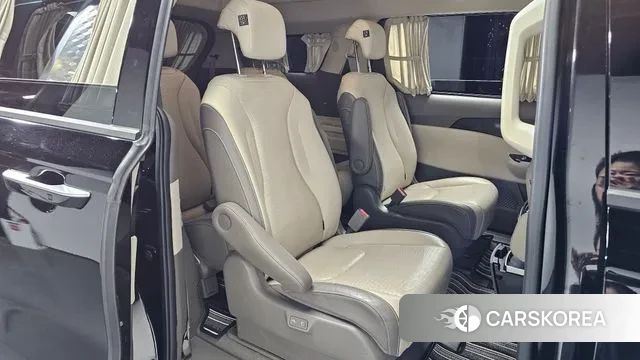 Kia Carnival 4th generation 2021 Черный из Кореи, фото 3