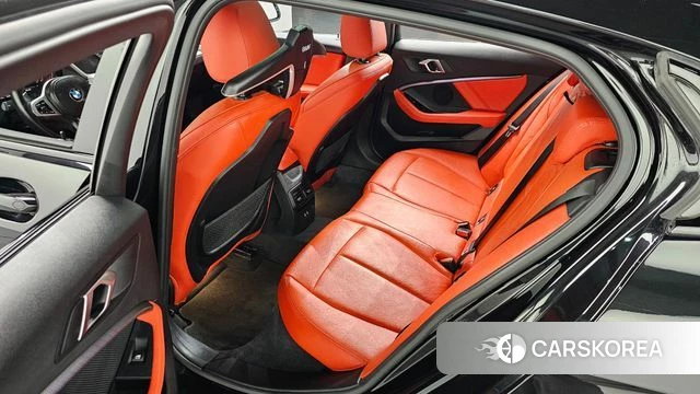 BMW 1 Series (F40) 2021 Черный из Кореи, фото 3