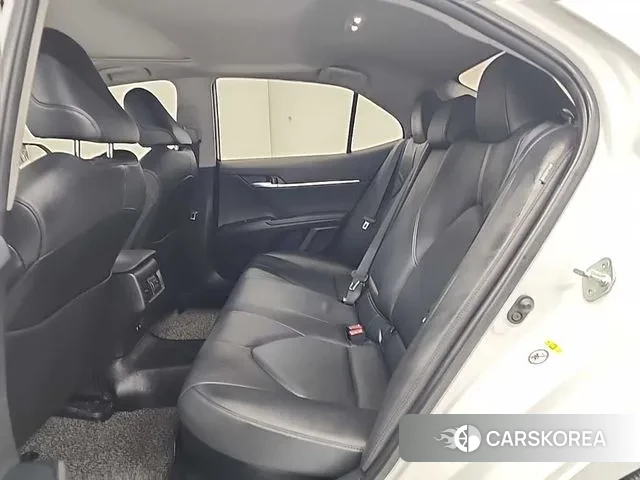 Toyota Camry (XV70) 2018 Белый из Кореи, фото 3