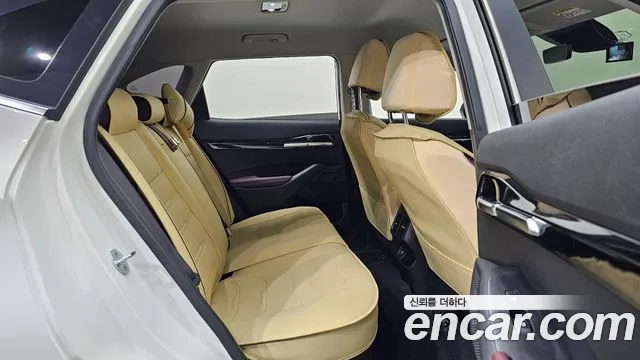 Kia Seltos 2022 Белый из Кореи, фото 3