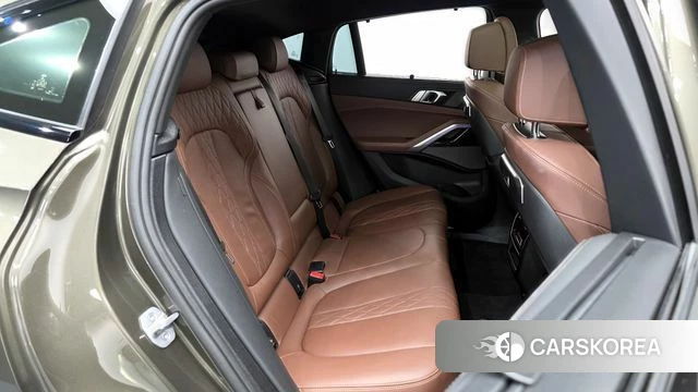 BMW X6 (G06) 2023 Коричневый из Кореи, фото 3