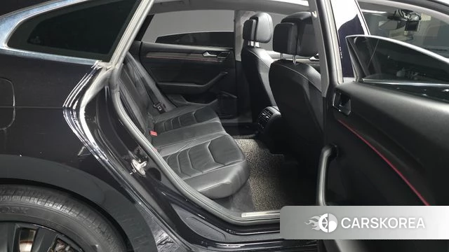 Volkswagen Arteon 2019 Черный из Кореи, фото 3