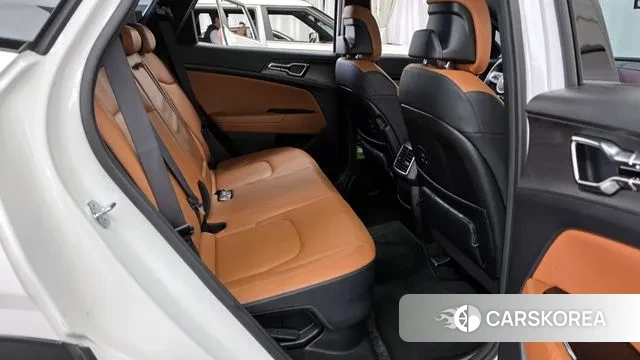 Kia Sportage 5th Generation Hybrid 2022 Белый из Кореи, фото 3