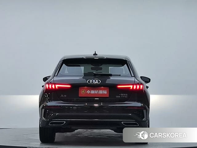 Audi A3 2023 Черный из Китая, фото 3