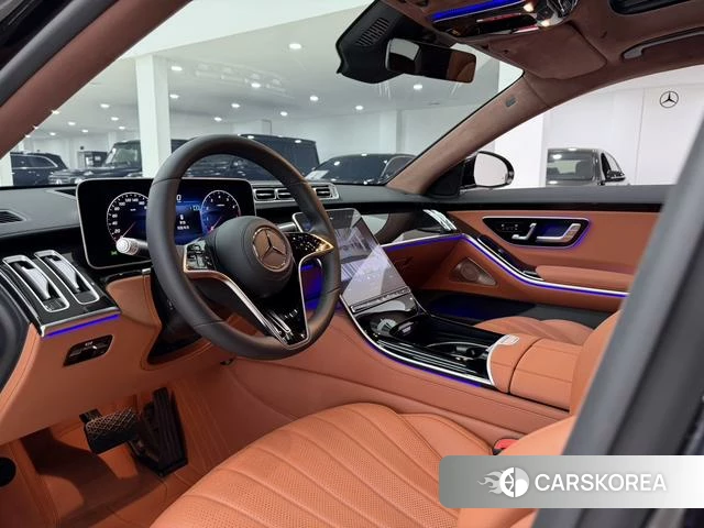 Mercedes-Benz S-class 2024 Черный из Китая, фото 3