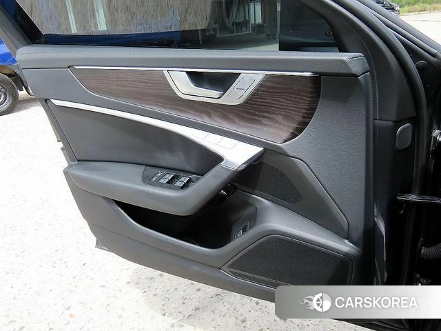 Audi A6 (C8) 2022 Серый из Кореи, фото 3