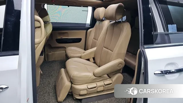 Kia The New Carnival 2018 Белый из Кореи, фото 3