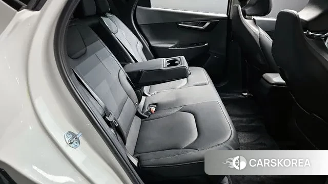 Kia EV6 2023 Белый из Кореи, фото 3