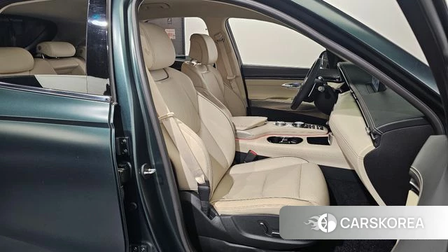 Genesis GV70 2021 Зеленый из Кореи, фото 3