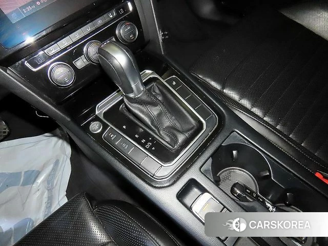 Volkswagen Passat GT (B8) 2018 Черный из Кореи, фото 3