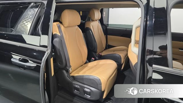 Kia Carnival 4th generation 2023 Черный из Кореи, фото 3