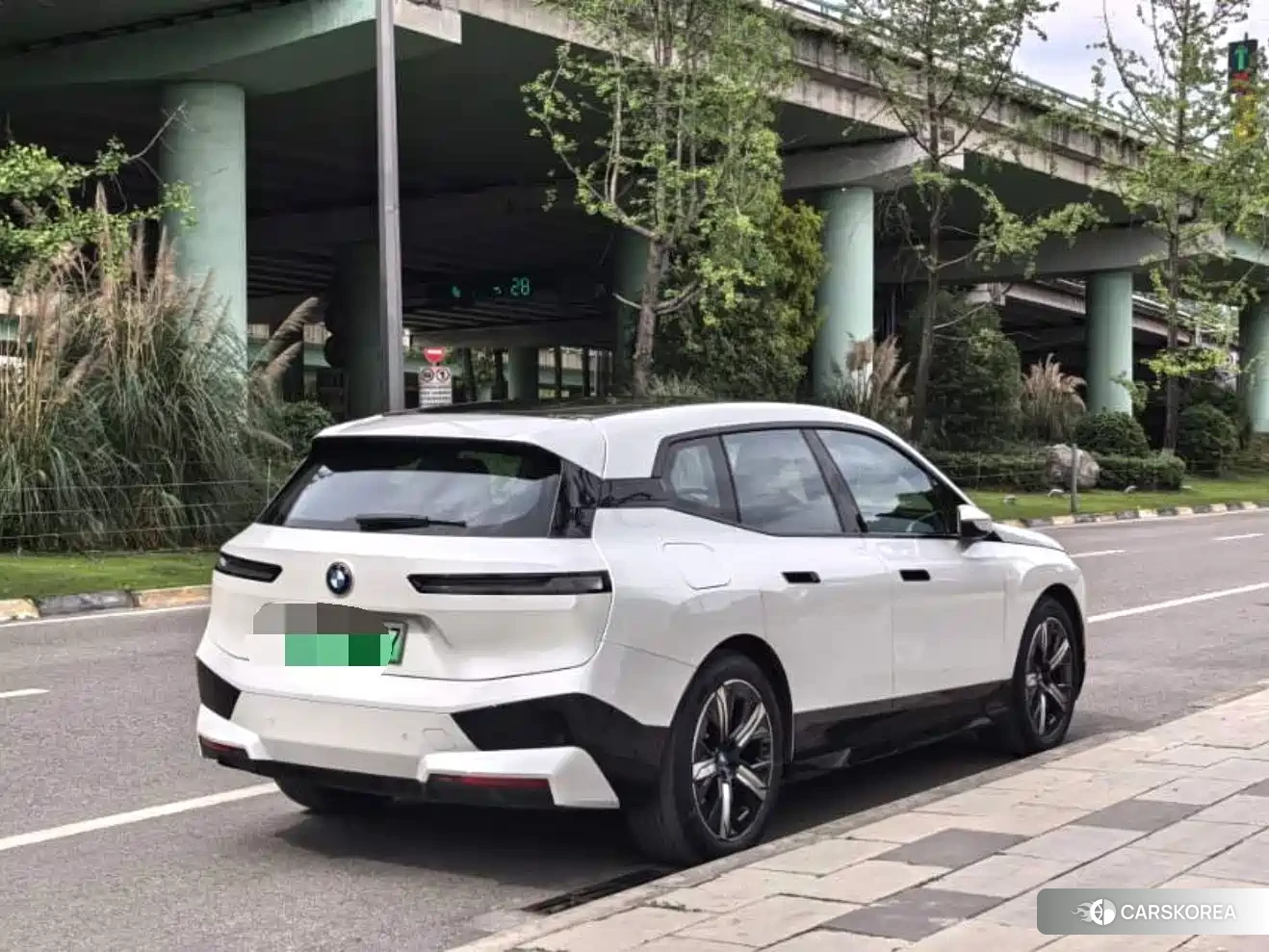 BMW iX 2022 Белый из Китая, фото 3