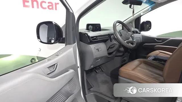 Hyundai Staria 2021 Белый из Кореи, фото 3