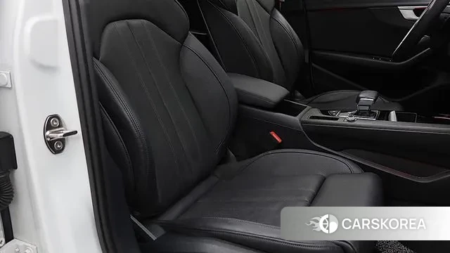 Audi A4 (B9) 2023 Белый из Кореи, фото 3