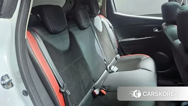 Renault Korea (Samsung) Clio 2019 Белый из Кореи, фото 3