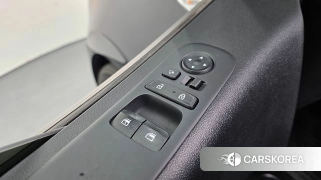 Hyundai Staria 2023 Черный из Кореи, фото 3