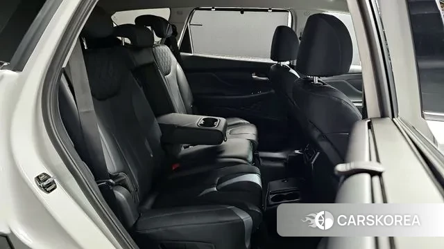 Hyundai The New Santa Fe 2023 Белый из Кореи, фото 3