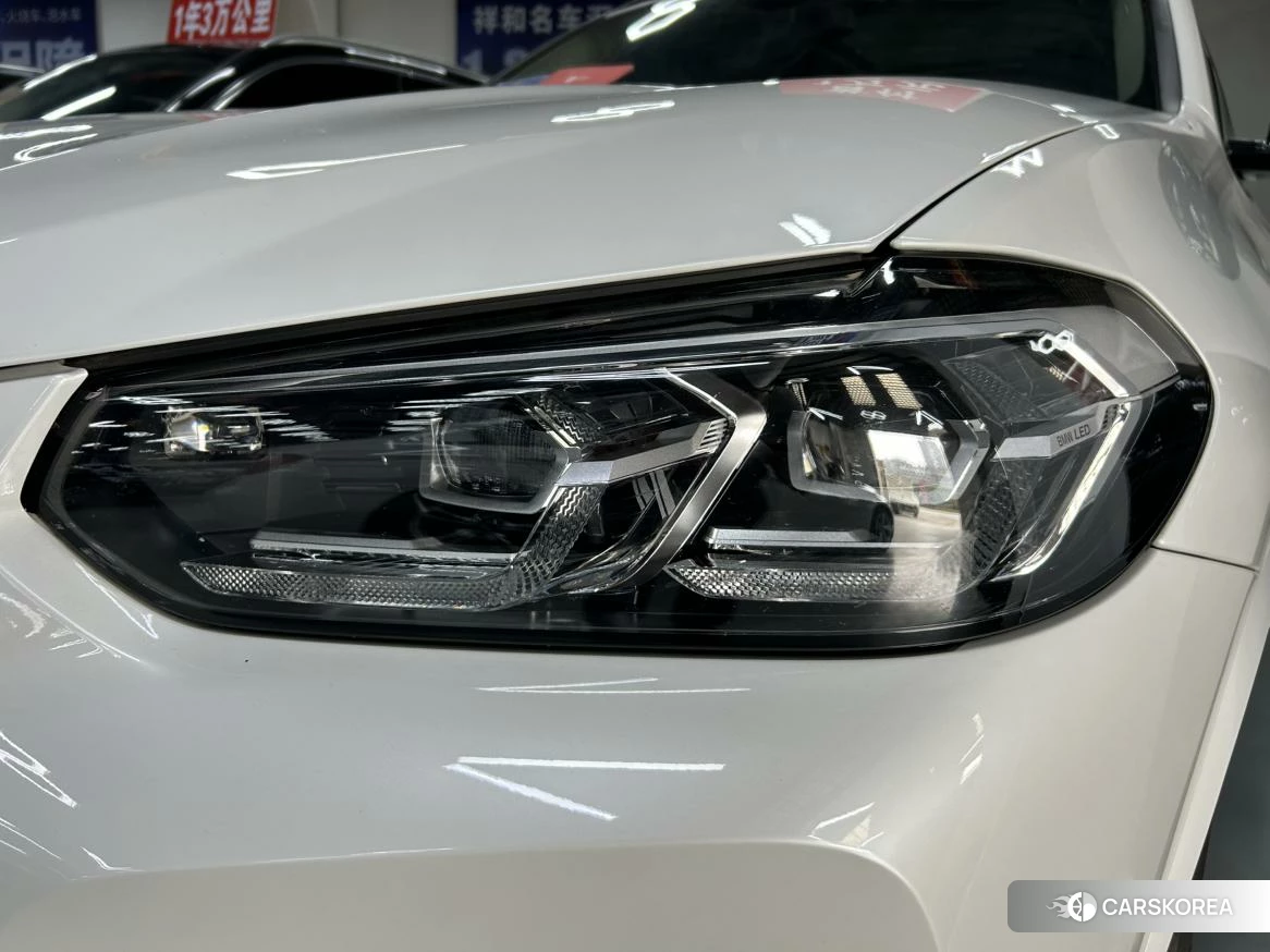 BMW X3 2021 Белый из Китая, фото 3