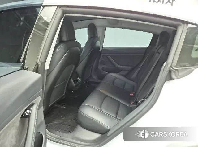 Tesla Model 3 2020 Белый из Кореи, фото 3