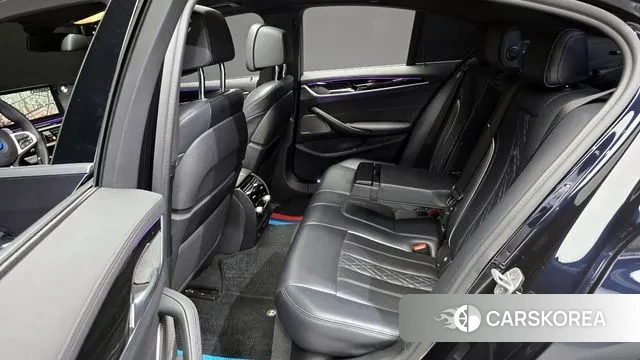 BMW 5 Series (G30) 2021 Черный из Кореи, фото 3