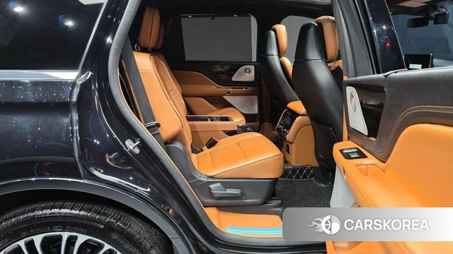 Lincoln Aviator 2nd generation 2021 Черный из Кореи, фото 3