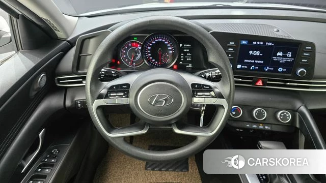 Hyundai Avante (CN7) 2022 Белый из Кореи, фото 3