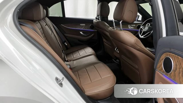 Mercedes-Benz E-Class W213 2021 Белый из Кореи, фото 3