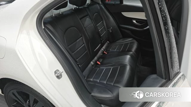 Mercedes-Benz C-Class W205 2018 Белый из Кореи, фото 3