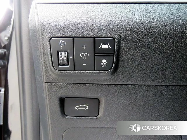 Kia K5 3rd generation 2023 Черный из Кореи, фото 3