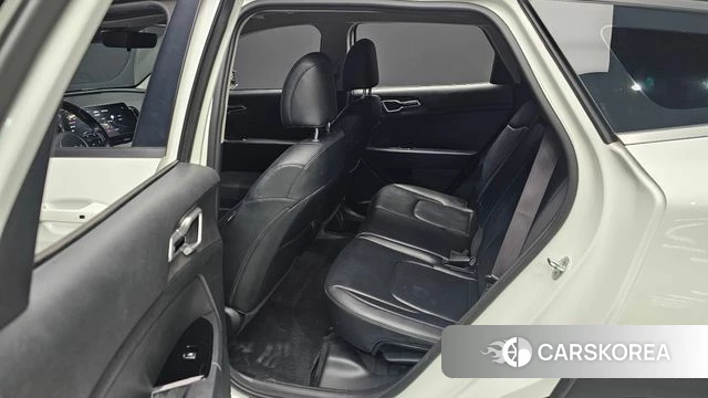 Kia Sportage 5th Generation 2022 Белый из Кореи, фото 3