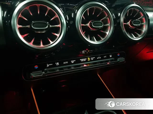 Mercedes-Benz EQB X243 2023 Красный из Кореи, фото 3