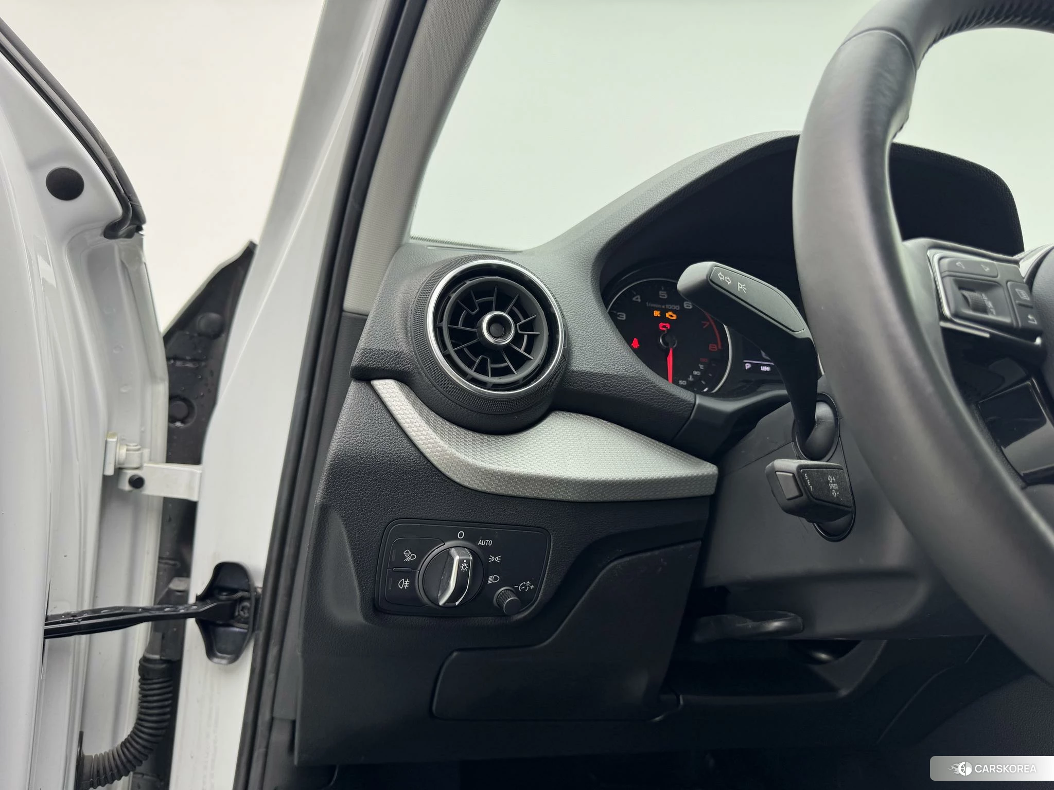 Audi Q2L 2020 Белый из Китая, фото 3