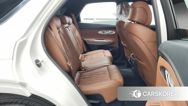 Genesis GV70 2023 Белый из Кореи, фото 3