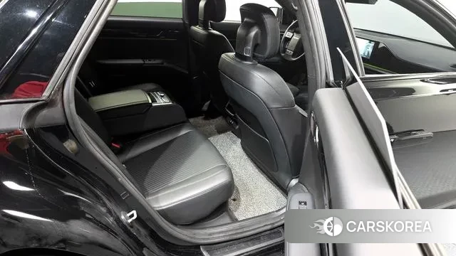 Hyundai Grandeur Hybrid (GN7) 2023 Черный из Кореи, фото 3