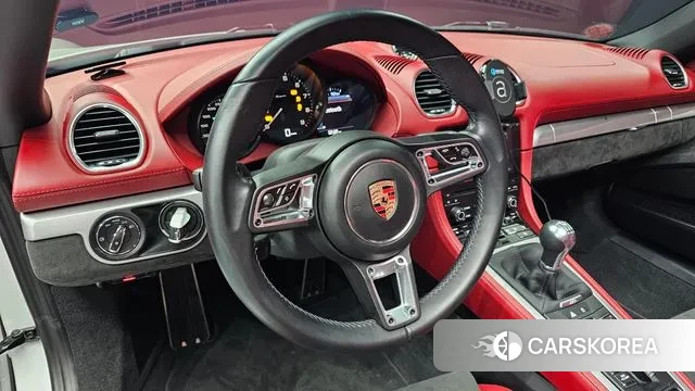 Porsche 718 Boxster 2020 Серебряный из Кореи, фото 3