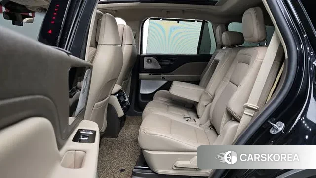 Lincoln Aviator 2nd generation 2023 Черный из Кореи, фото 3