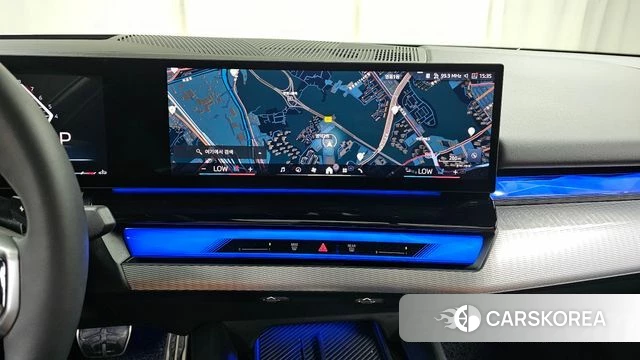 BMW 5 Series (G60) 2025 Белый из Кореи, фото 3