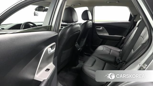 Kia The New Niro 2021 Серебряный из Кореи, фото 3