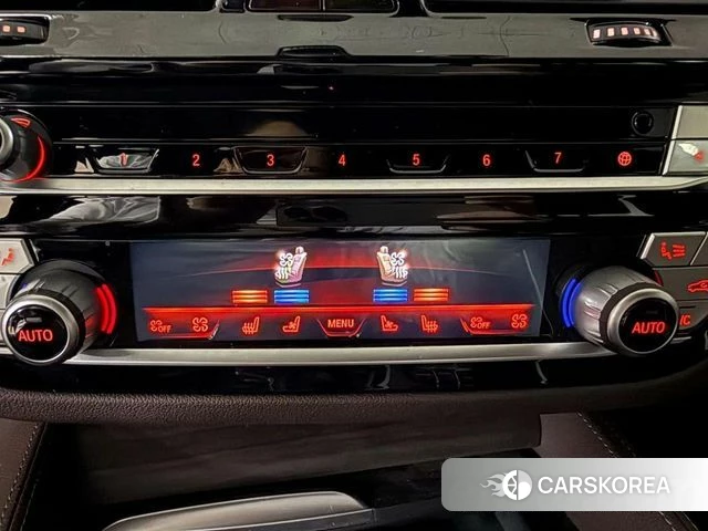 BMW 5 Series (G30) 2021 Черный из Кореи, фото 3
