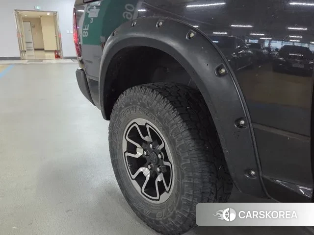 Dodge Lampicup 2018 Черный из Кореи, фото 3