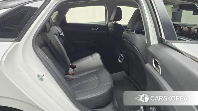Kia K5 3rd generation 2022 Белый из Кореи, фото 3