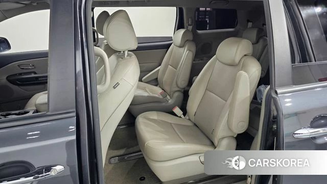 Kia The New Carnival 2018 Серый из Кореи, фото 3